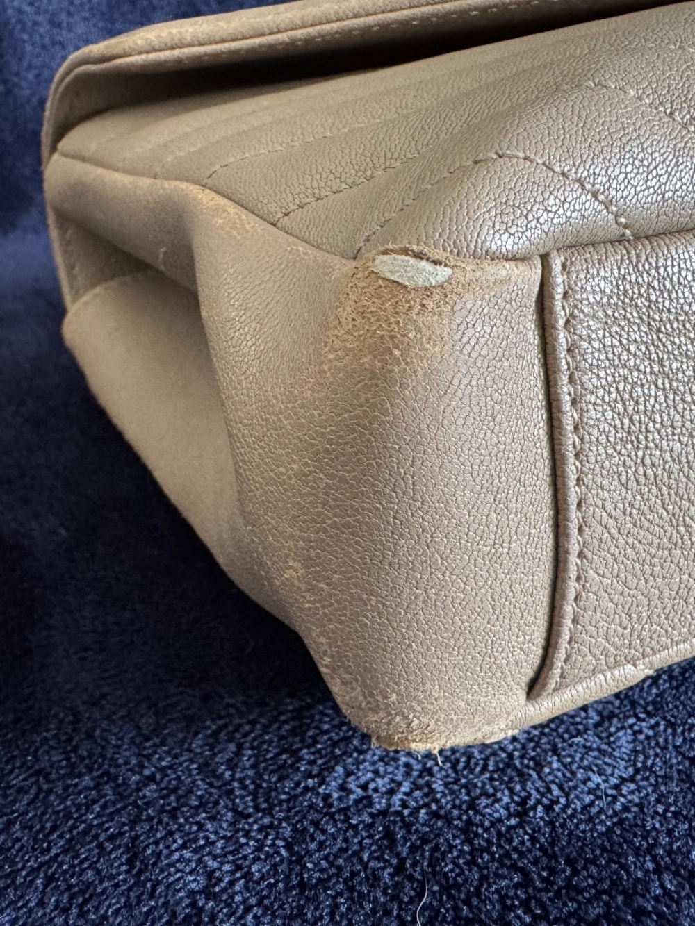 Yves Saint Laurent YSL Medium College Bag in Dark Beige - Picture 3 of 16